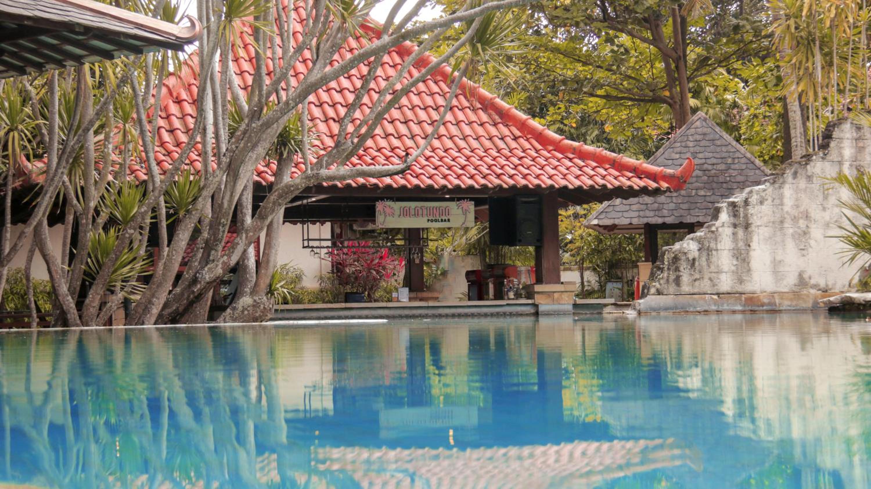 Lorin Dwangsa Solo Hotel 48/54