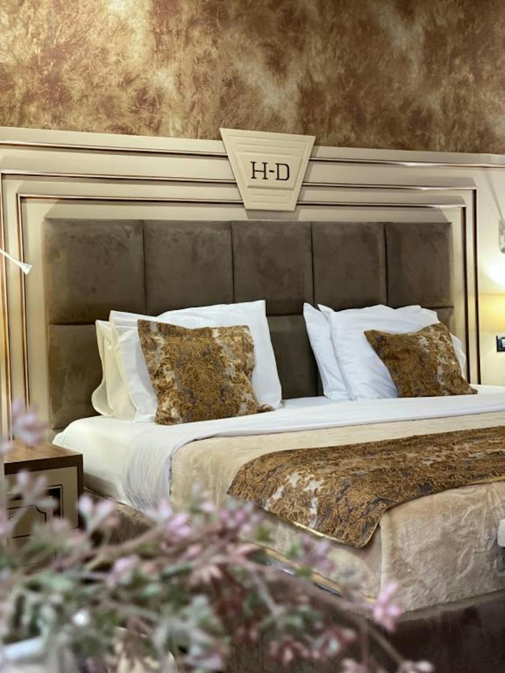Hotel Deluxe 29/43