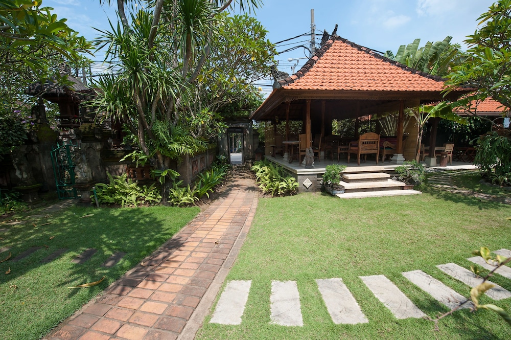 Pondok Agung Bed & Breakfast 58/71