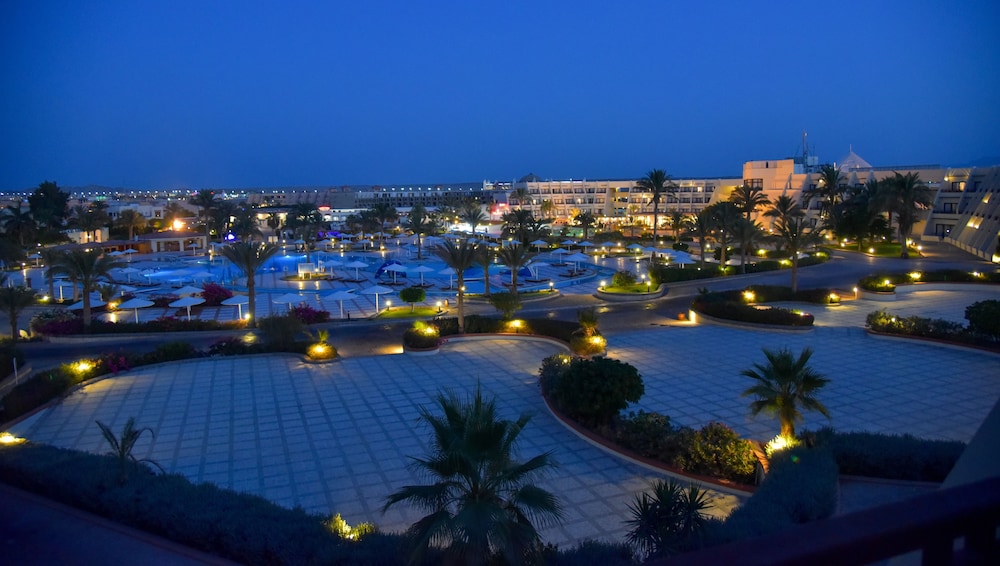 Pharaoh Azur Resort 55/60