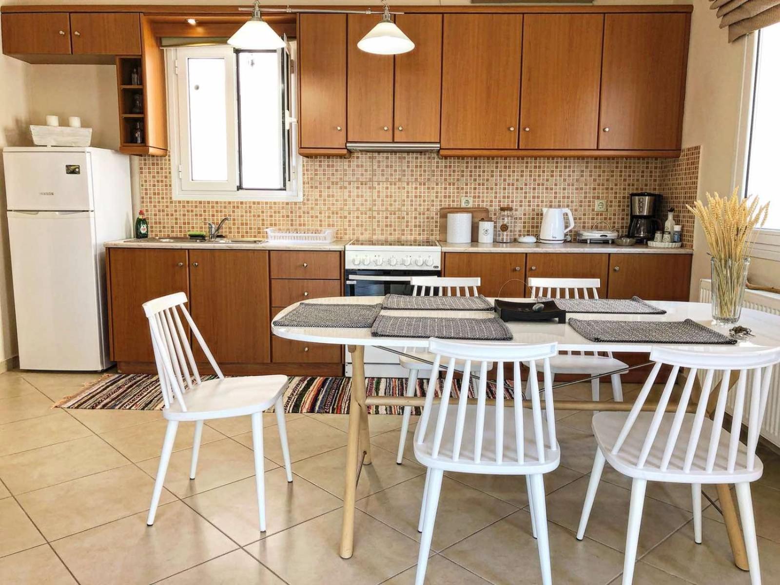 Helianthus Apartments 10/15