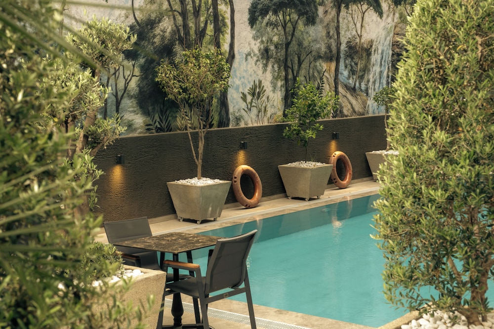 NOVIS HOTEL CLEOPATRA 37/75