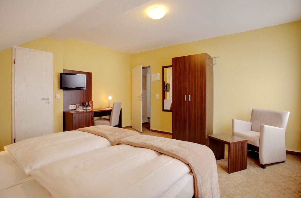 Hotel Mercedes 22/52