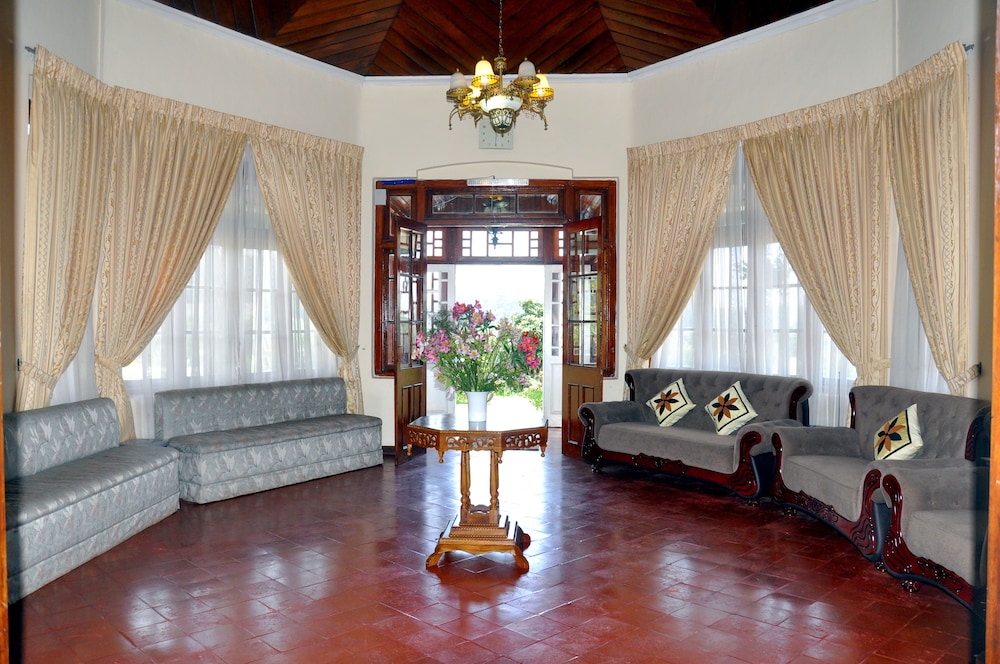 Chelthnam Bungalow 19/35