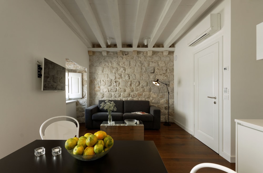 Apartments Eleganca 25/38