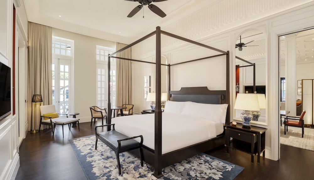 Raffles Hotel Singapore 24/69