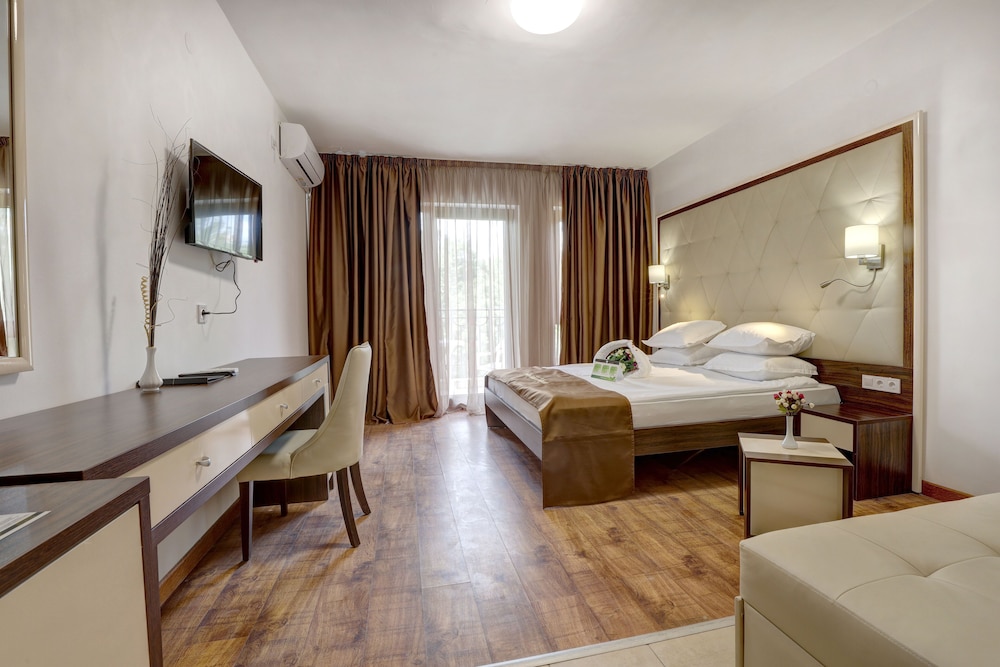 Prestige Hotel And Aquapark 31/72