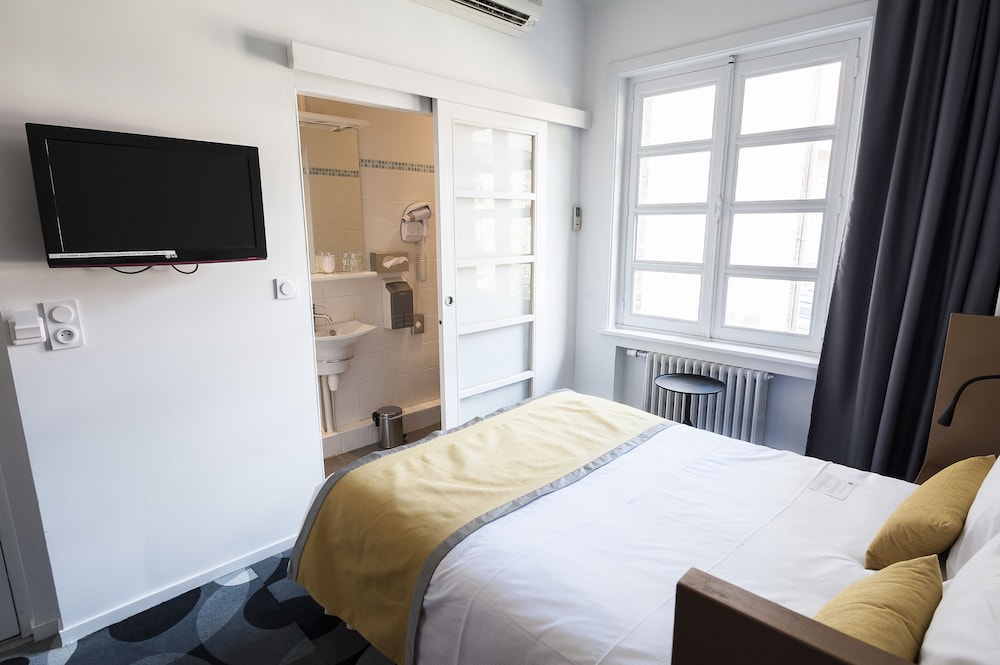 Qualys-Hotel Auberge du Forgeron 30/64