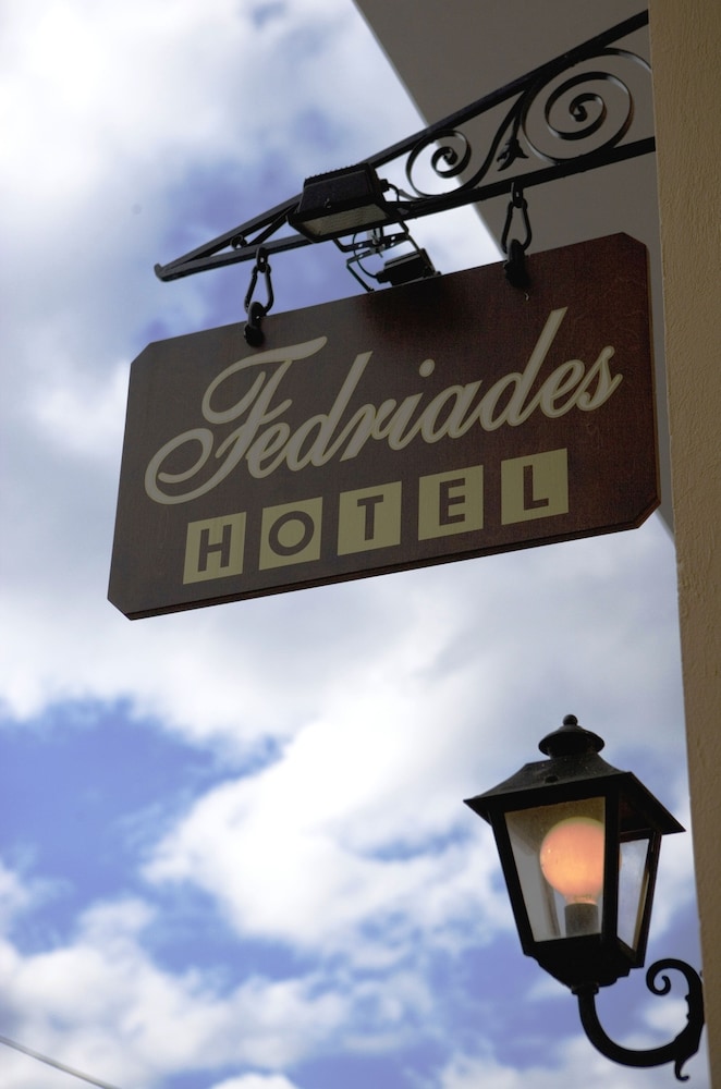 Fedriades Hotel 3/77
