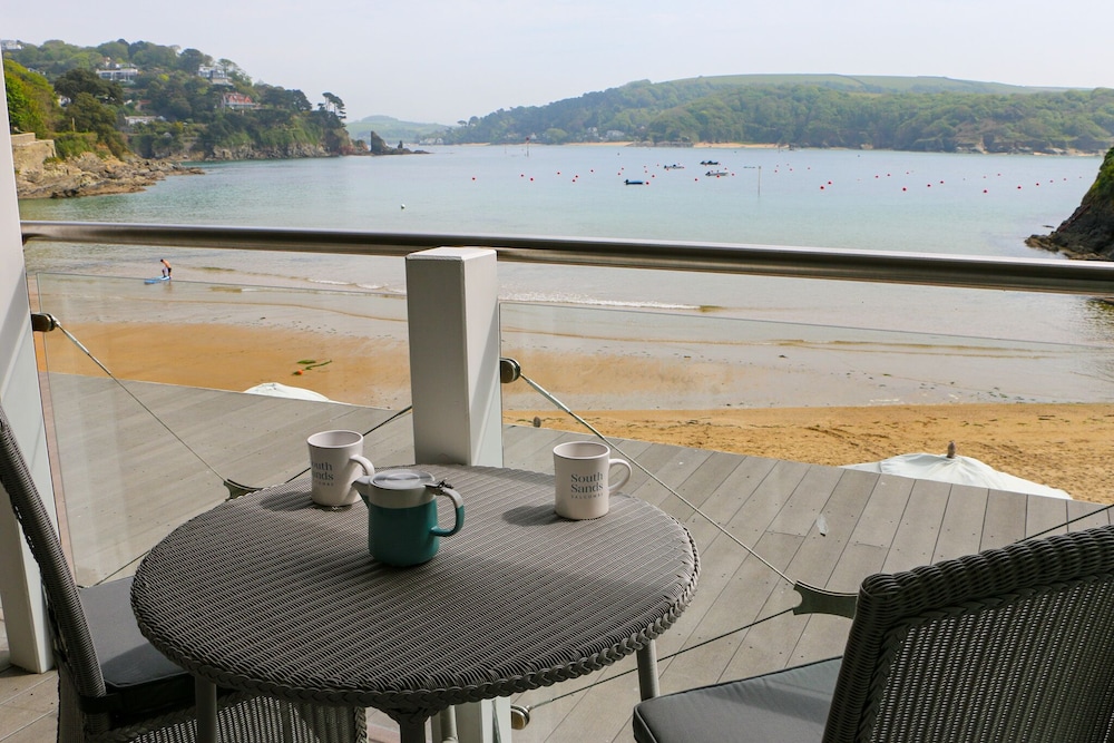South Sands Hotel 34/50