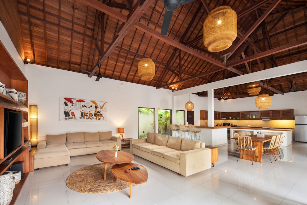 Utara Villas 41/71