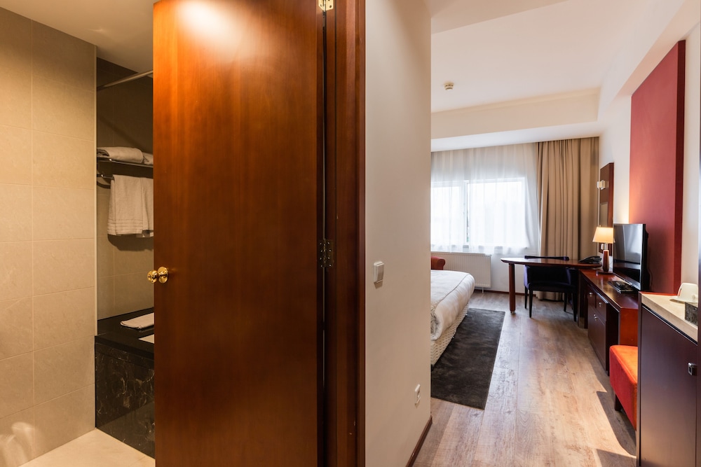 Shanghai Hotel Holland 25/71