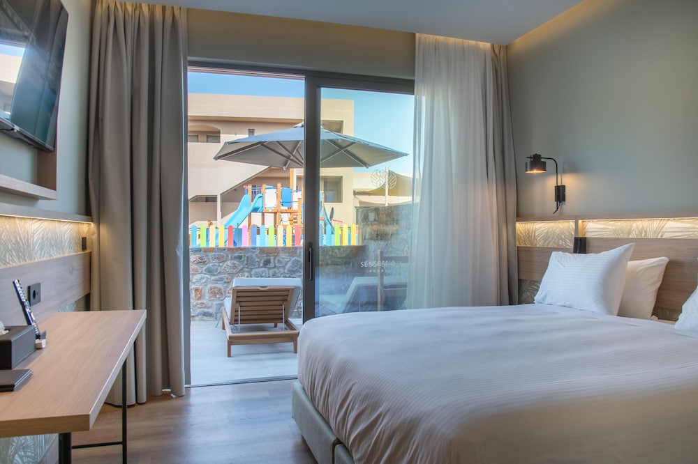 Senseana Sea Side Resort and Aquadventure 28/76
