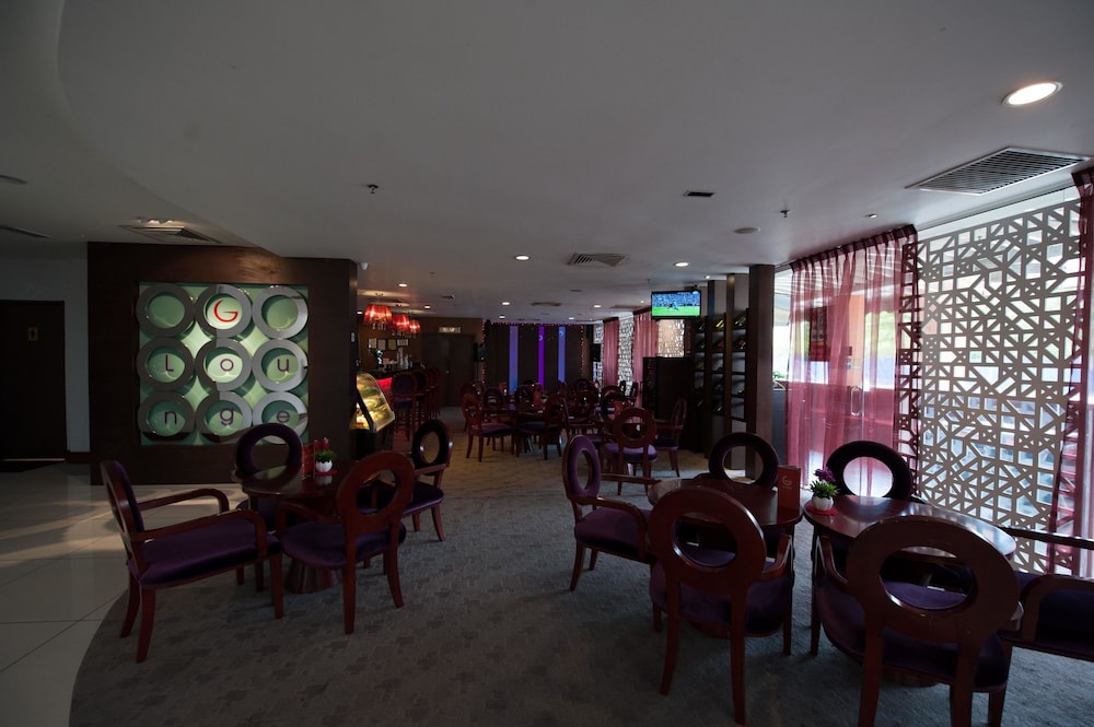 GAYA CENTRE HOTEL 36/42