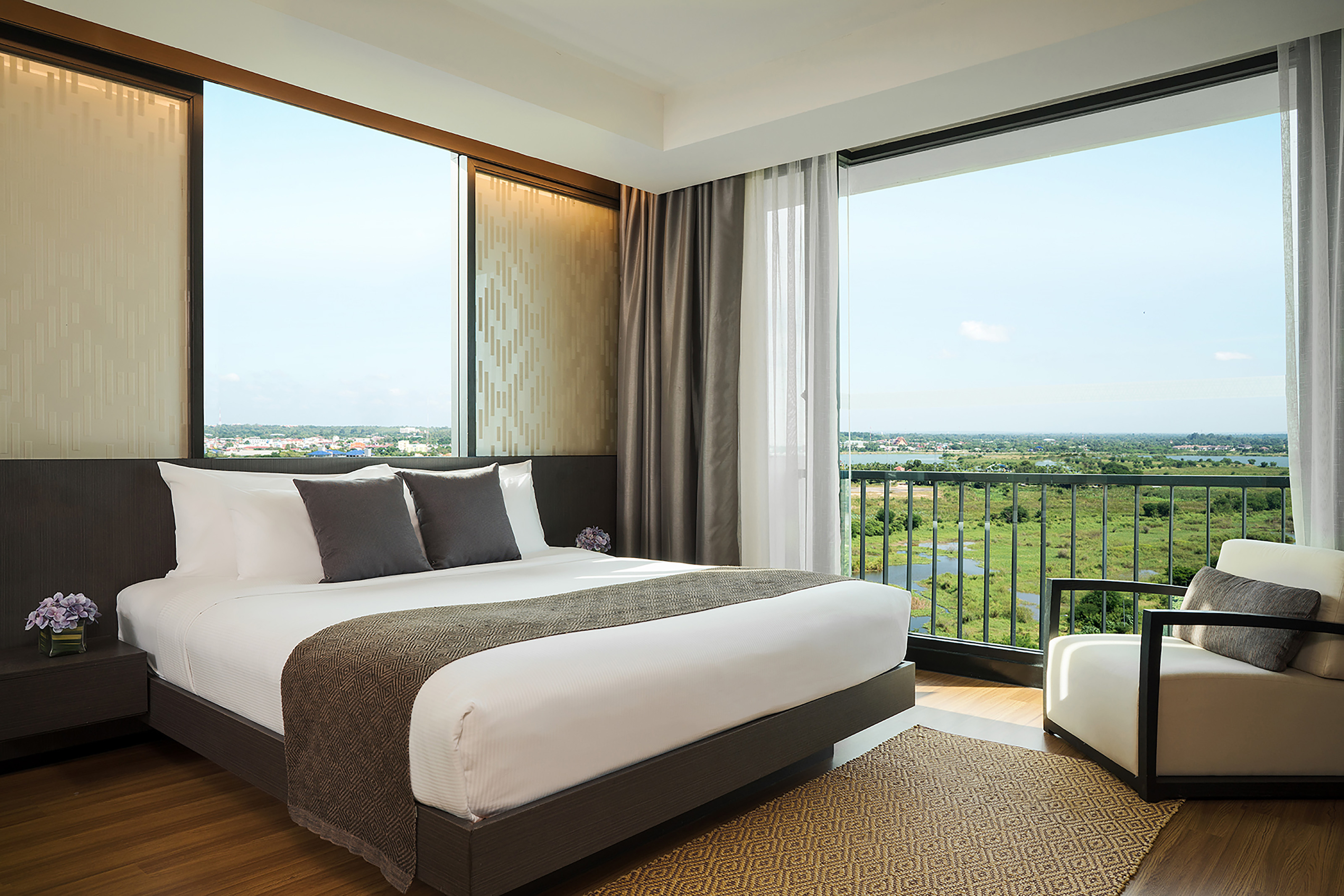 Avani Junior Skyline Suite