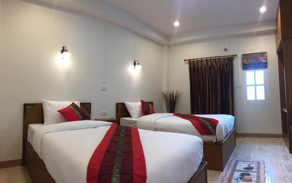 Maesot Siri Hotel 28/50
