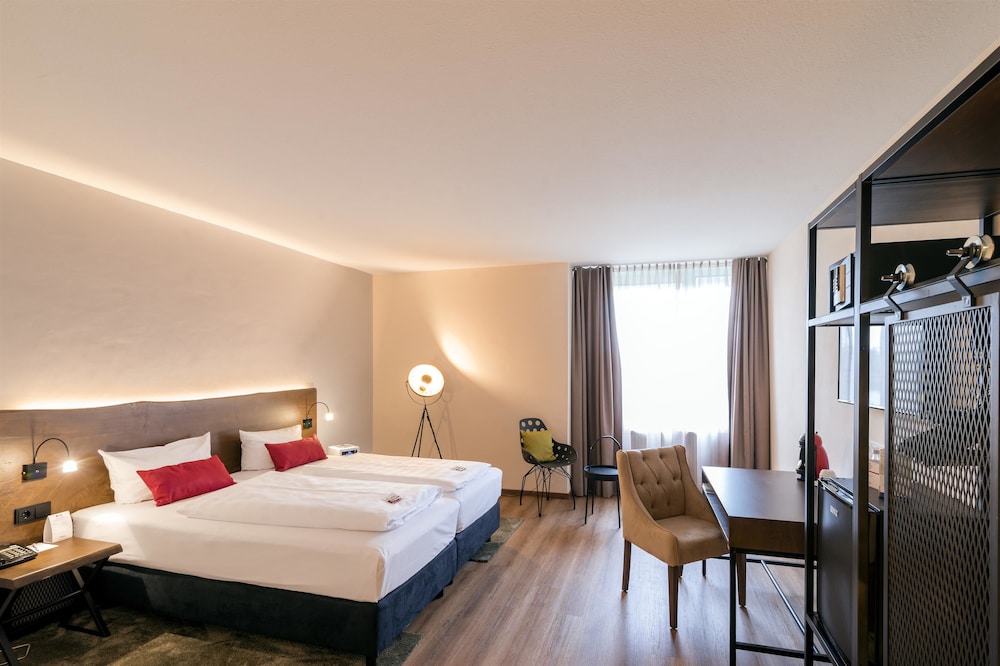 Best Western Plus Palatin Kongress Hotel 10/75