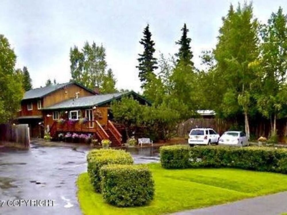 Jewel Lake Bed Breakfast 41/50