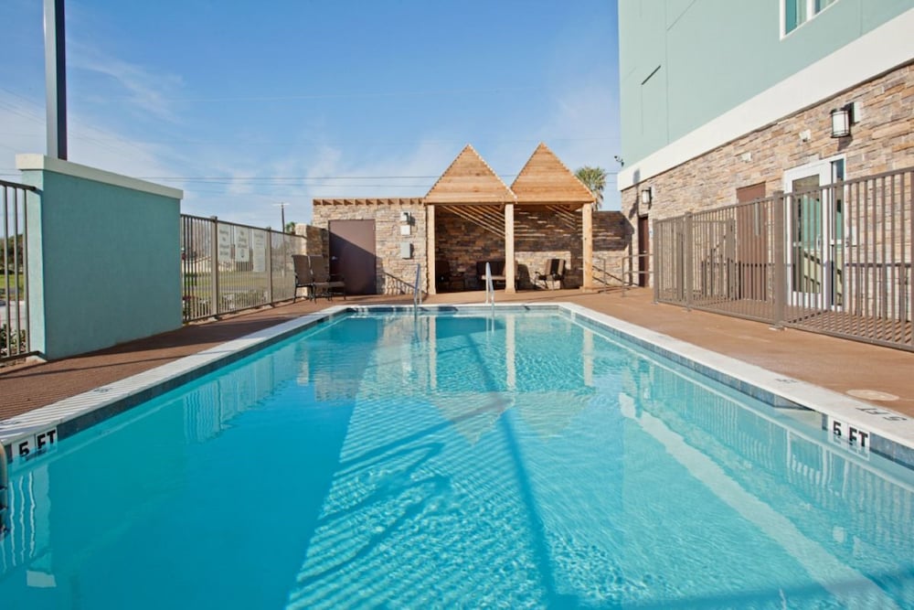 Holiday Inn Express & Suites Rockport - Bay View 33/51