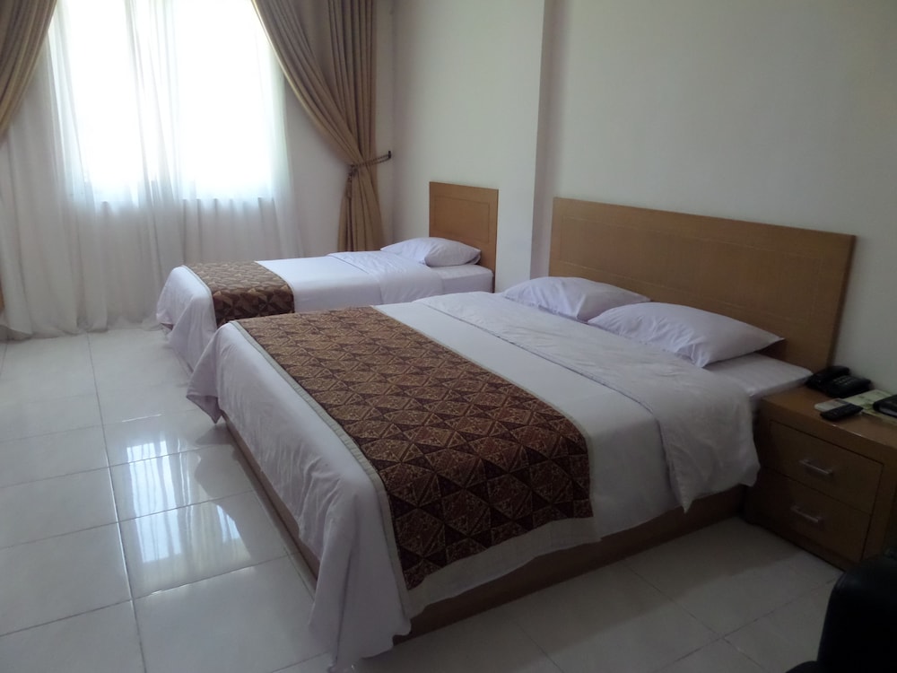 ARINI HOTEL 19/43