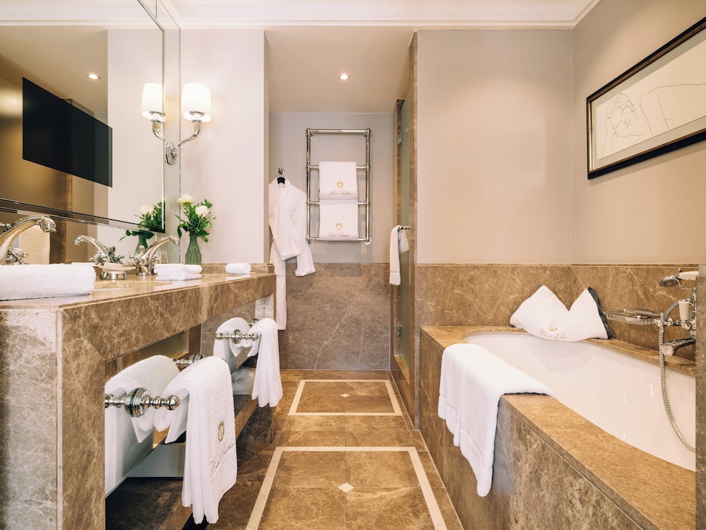 جناح عائلي بسريرين كينج بإطلالة، Hotel Sacher Salzburg 7/7