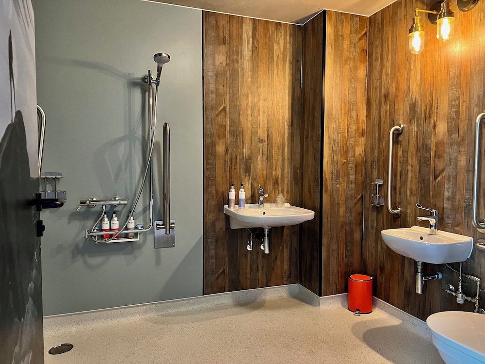 Bike & Boot Inns Peak District - Leisure Hotels for Now 21/22