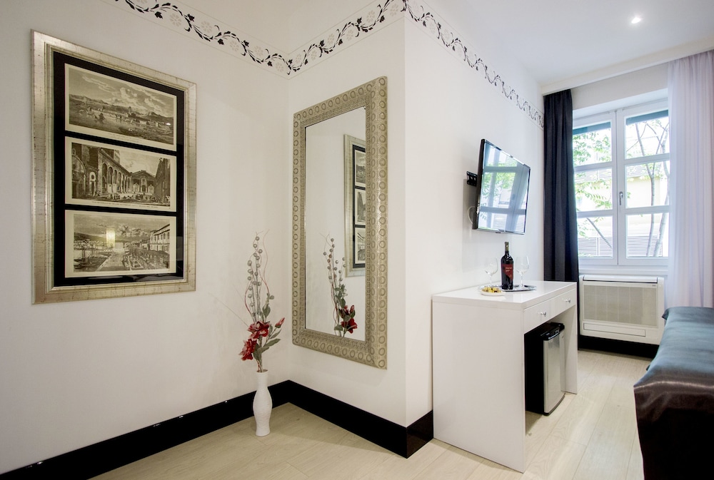 Well Of Life Luxury Rooms 17/26