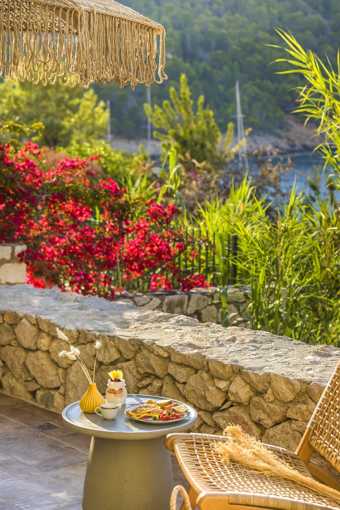 Chromata Assos Villas Kefalonia 58/63