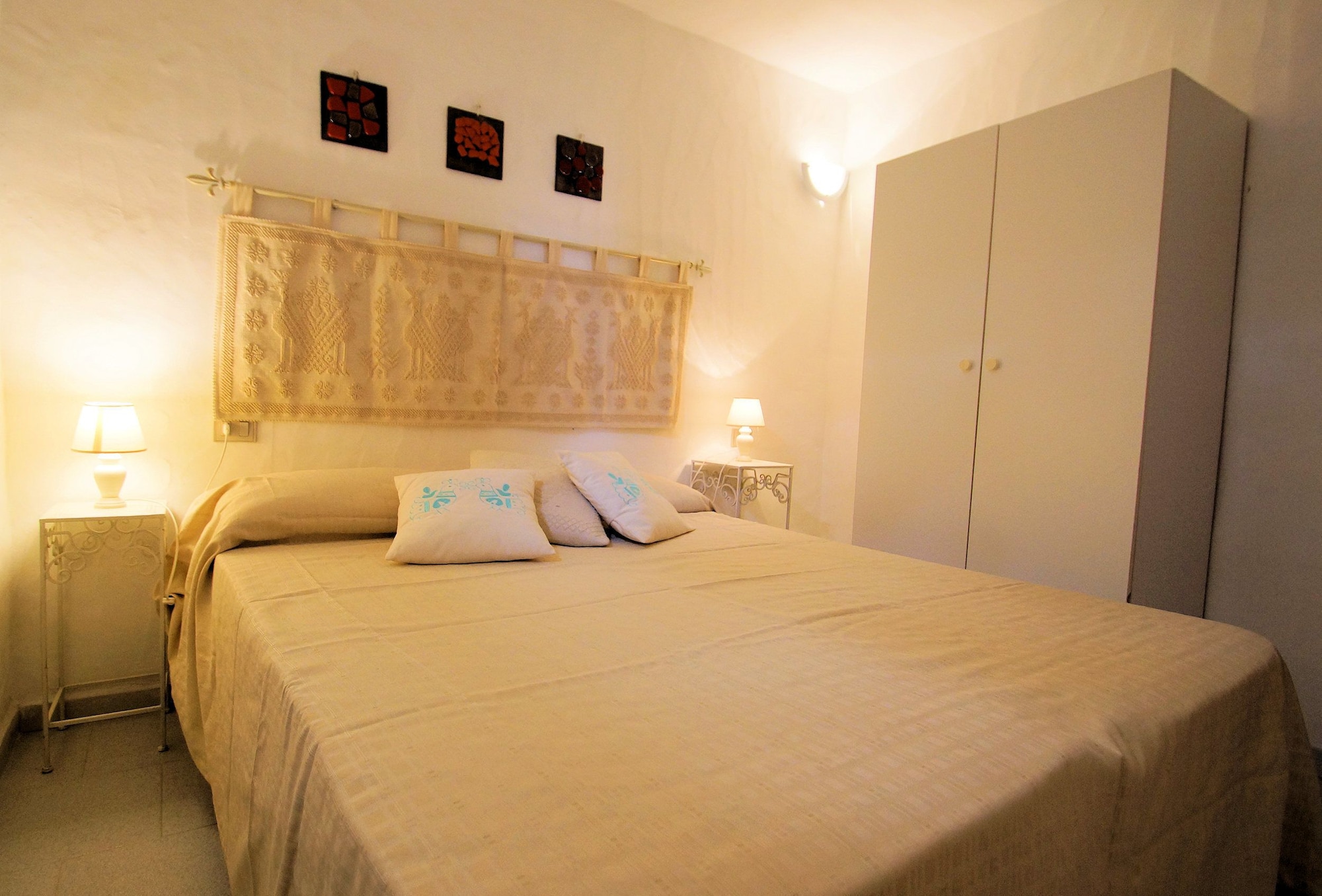 3 Bedrooms, House, Sea View, 2 Bathrooms