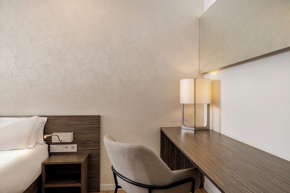 Air Rooms Madrid Airport By Premium Traveller 40/53