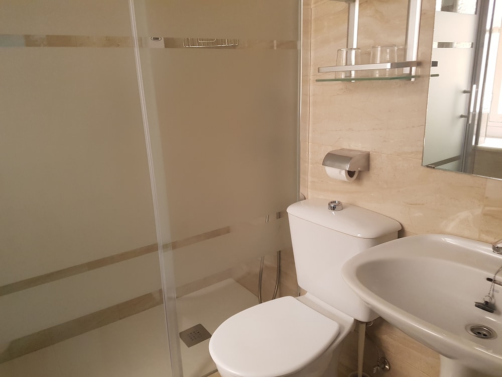 Hostal Bahía 46/50