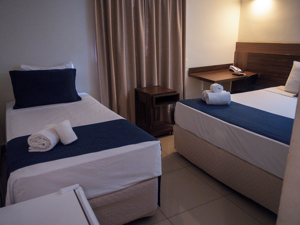 Ipe Center Hotel 8/50