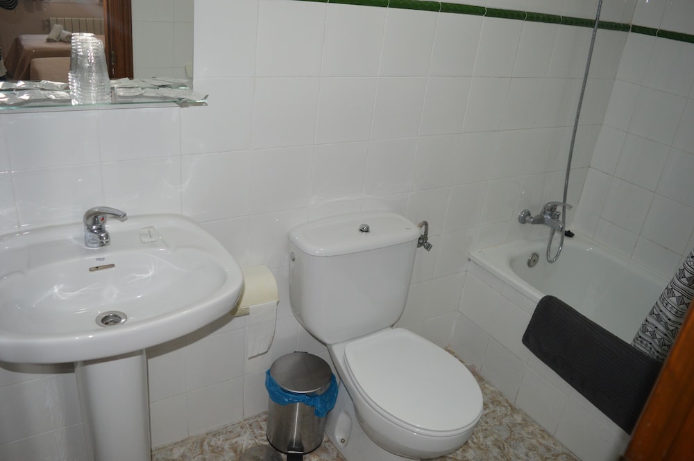Hotel Dona Carmen 30/33