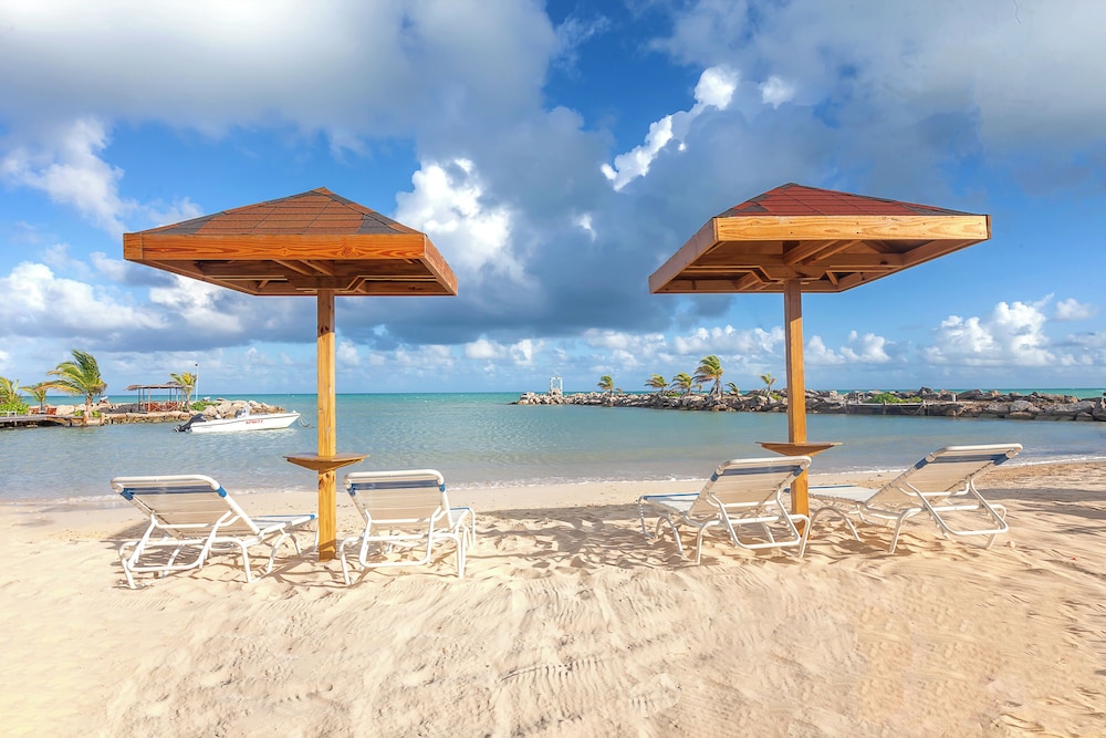 Ocean Point Resort and Spa - Adult Only 111/116