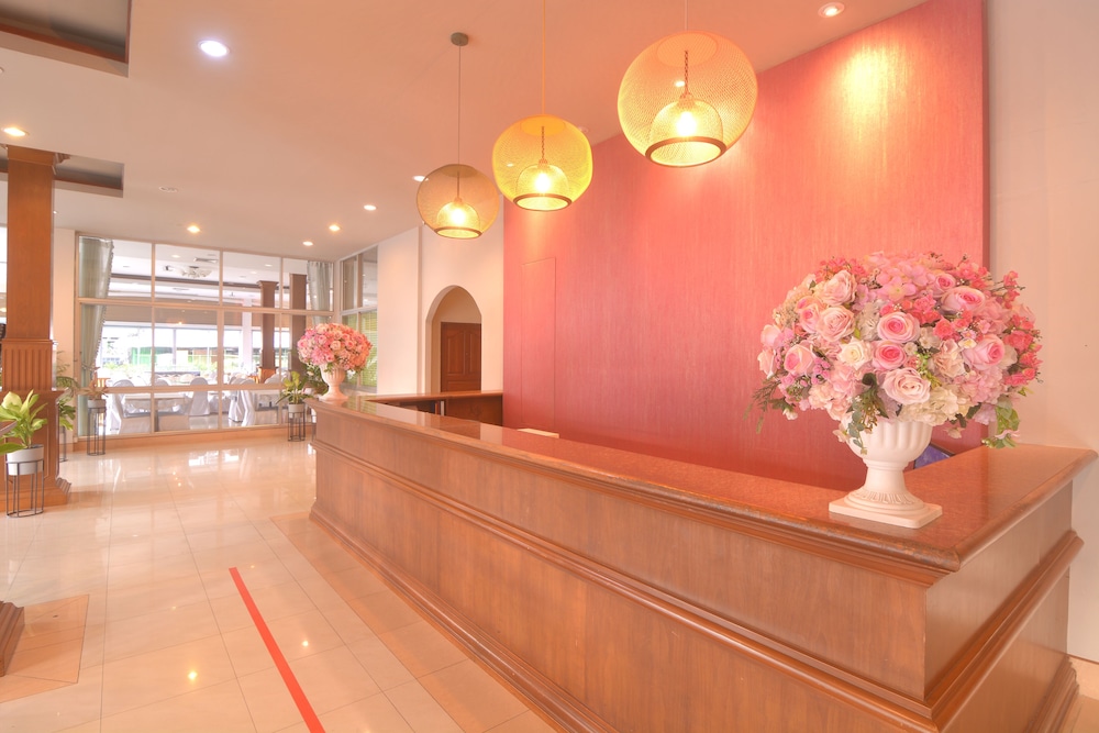 Chumphon Gardens Hotel 7/64