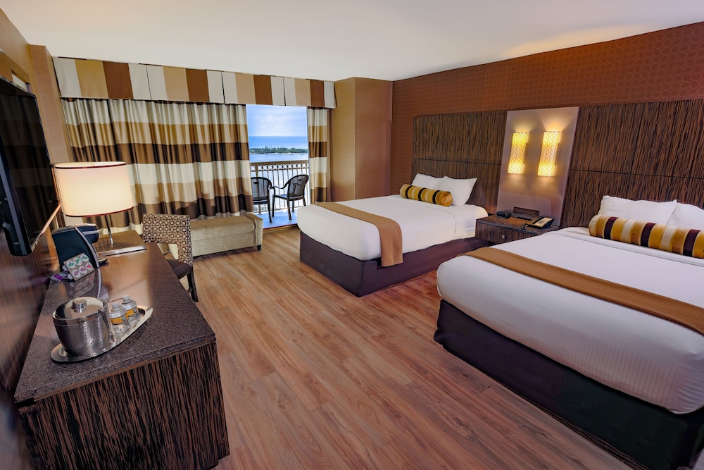 LUXURY, 2 QUEEN BEDS, TERRACE