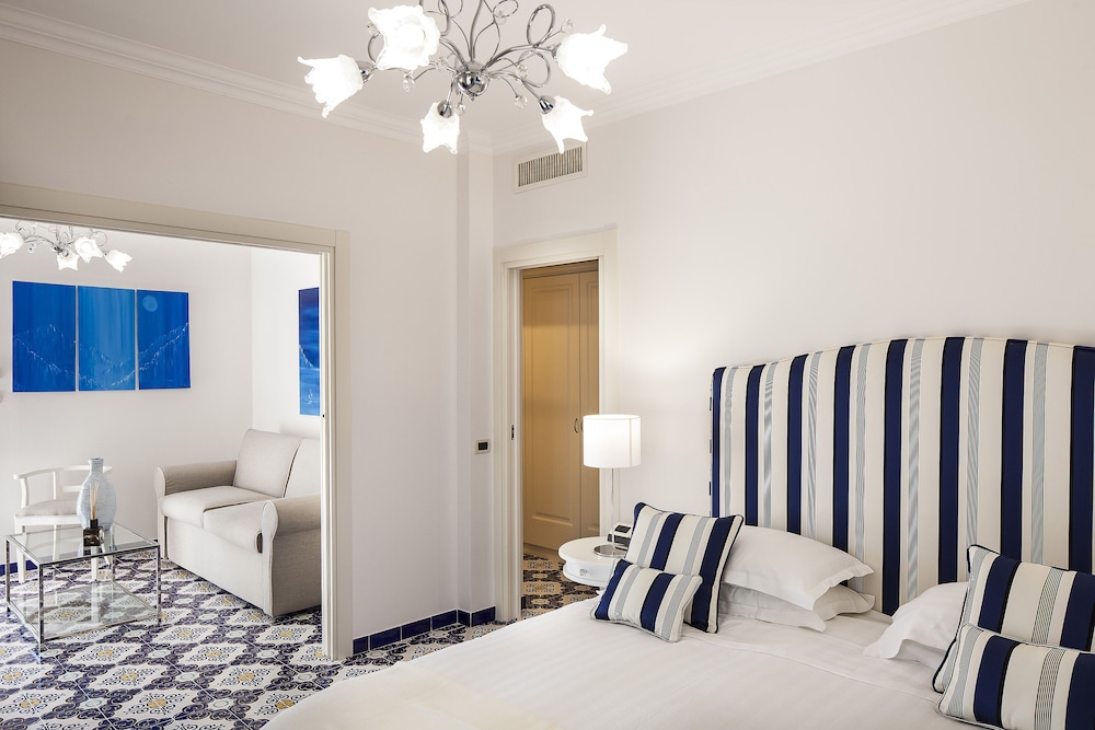 Albergo San Montano 26/54