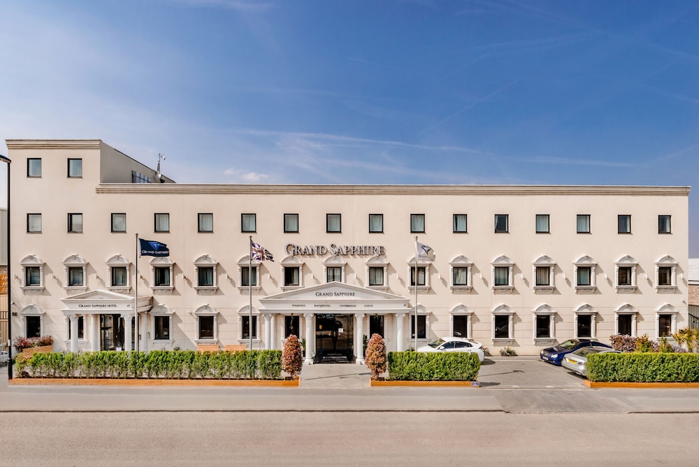 Grand Sapphire Hotel 2/35