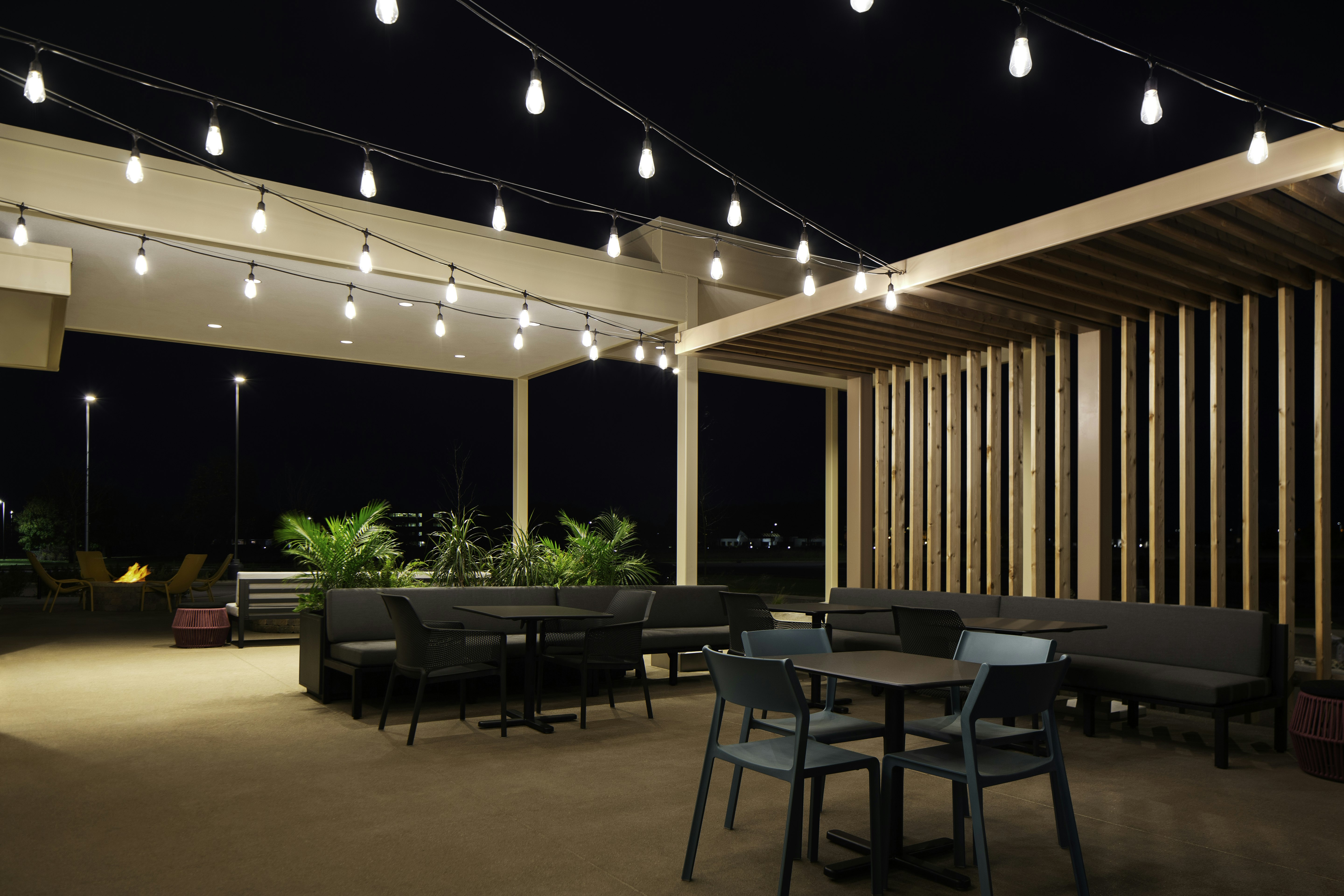 Home2 Suites by Hilton Stevens Point 17/19