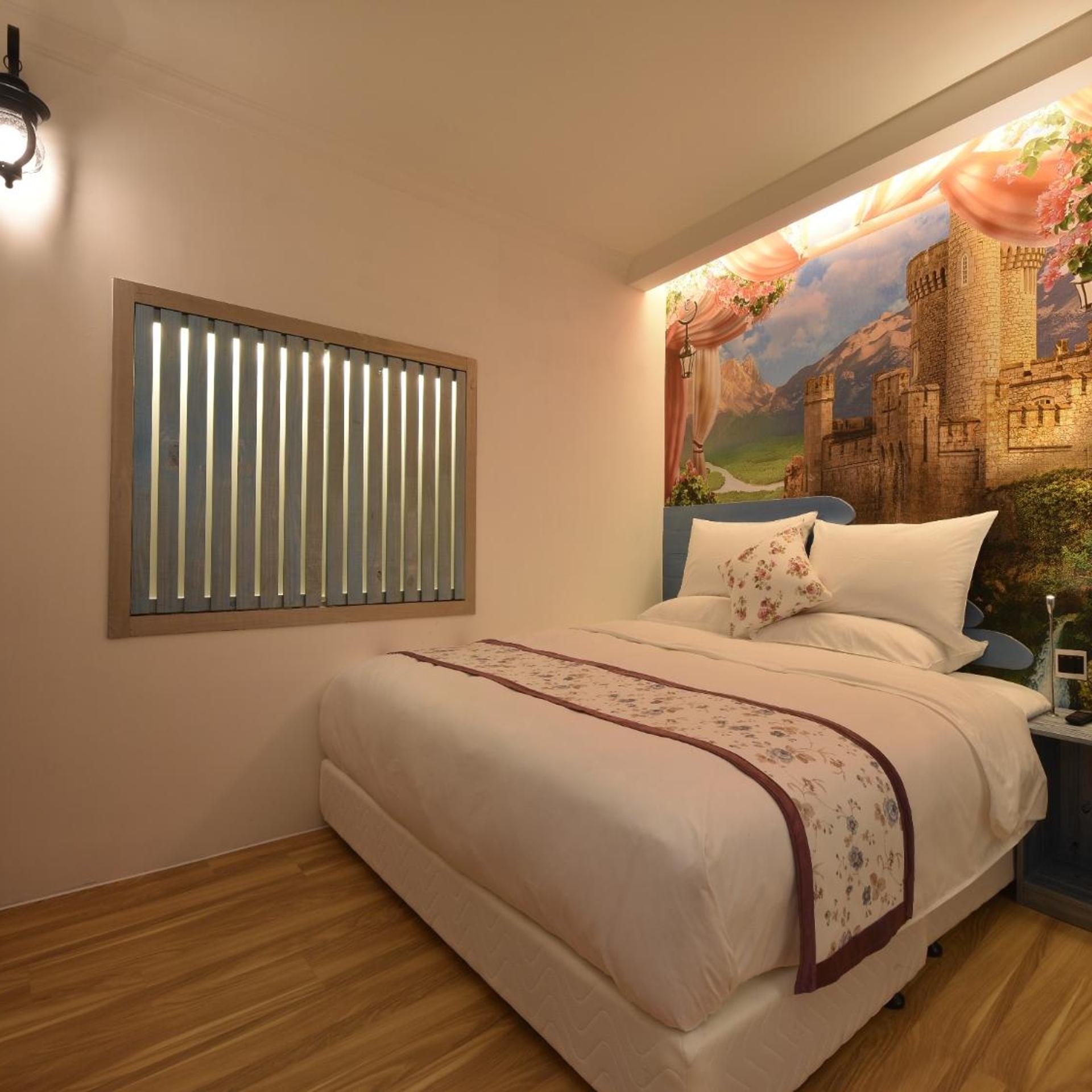 Deluxe, Double Bed, No Window