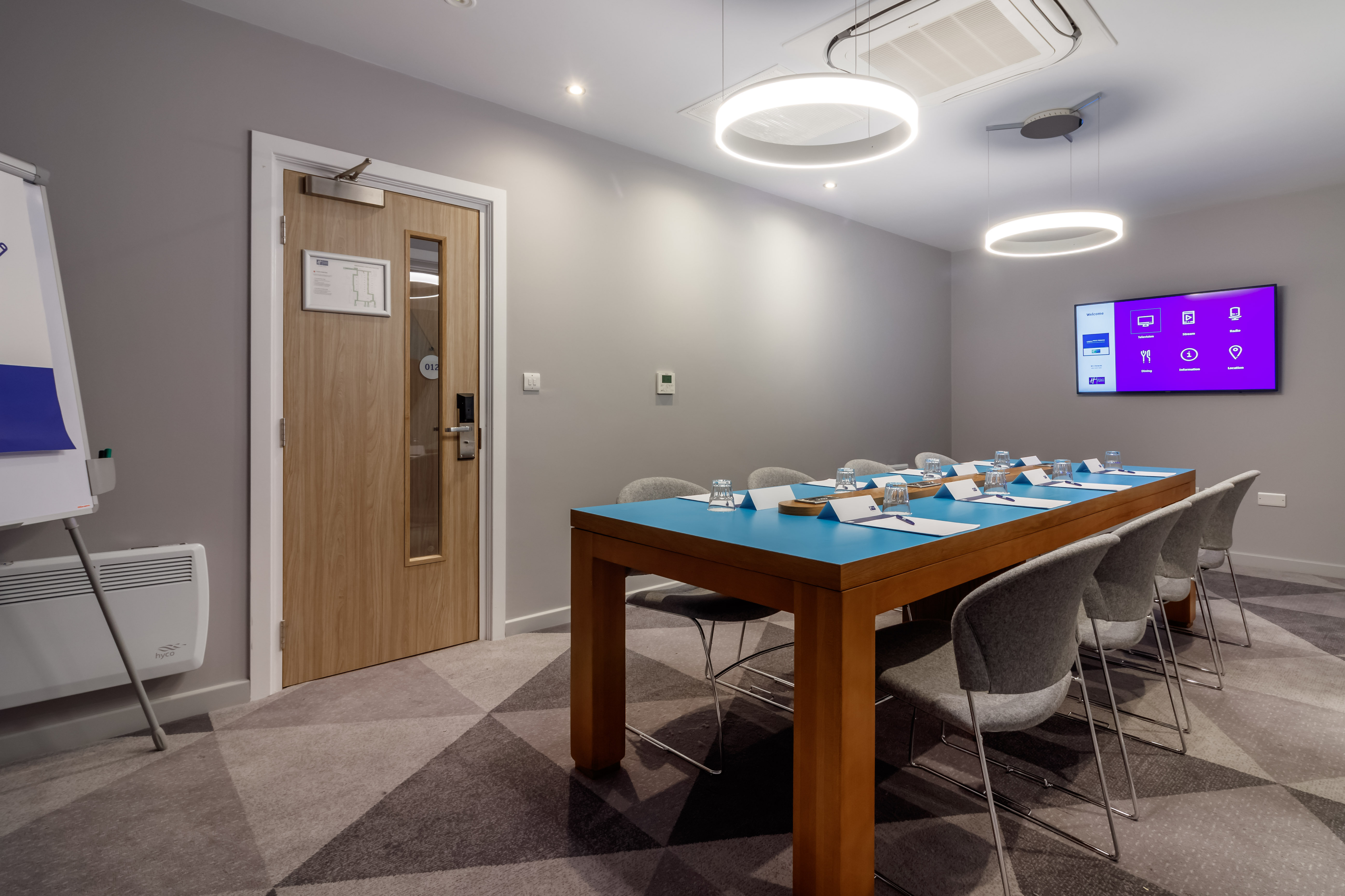 HOLIDAY INN EXPRESS WIGAN 18/21