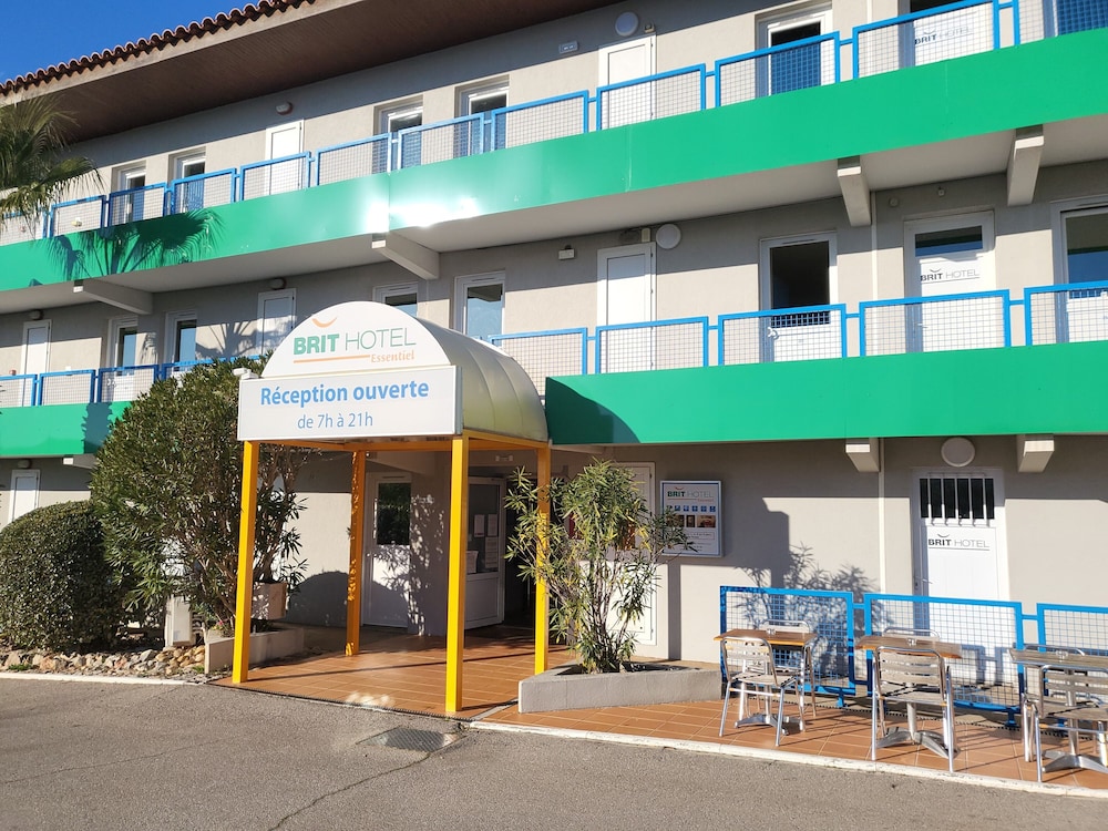 Brit Hotel Essentiel Sete Balaruc 9/50
