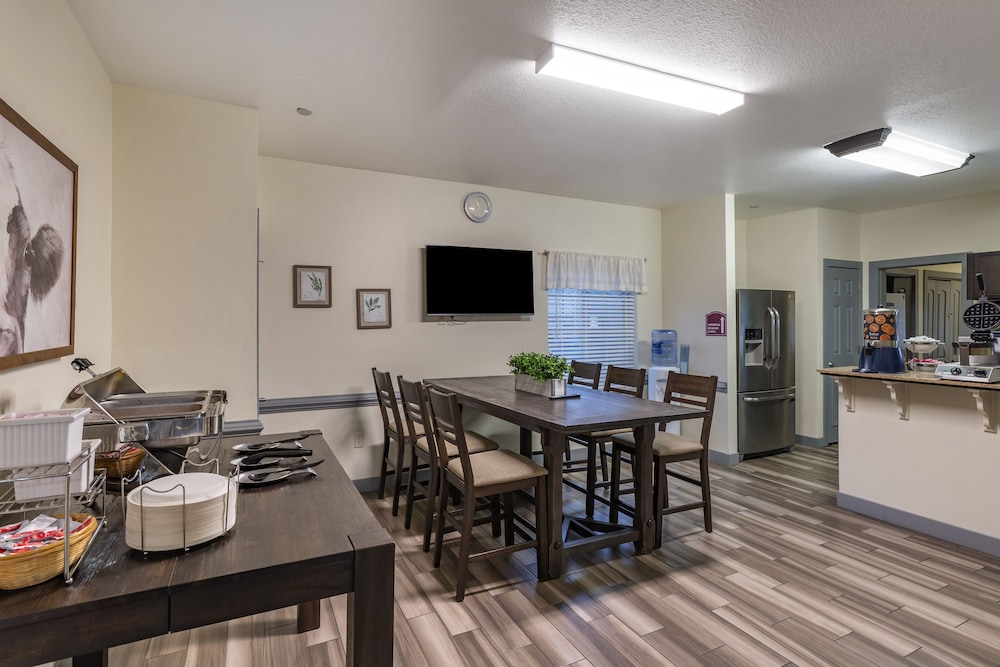 Stay-Over Suites 16/21