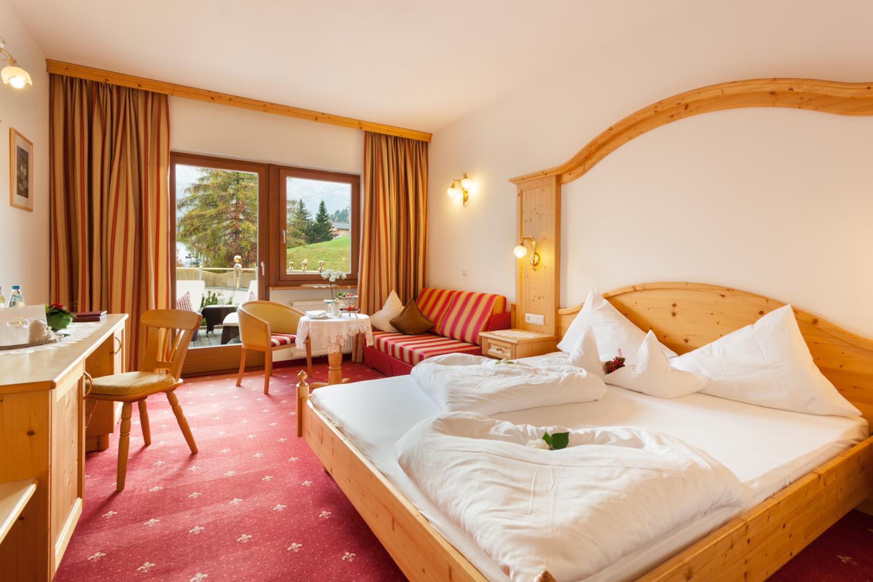 CLASSIC, DOUBLE BED, BALCONY