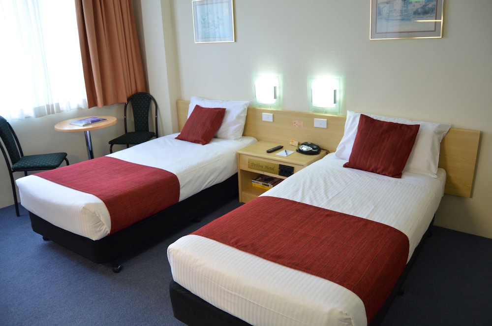 Devere Hotel 16/53