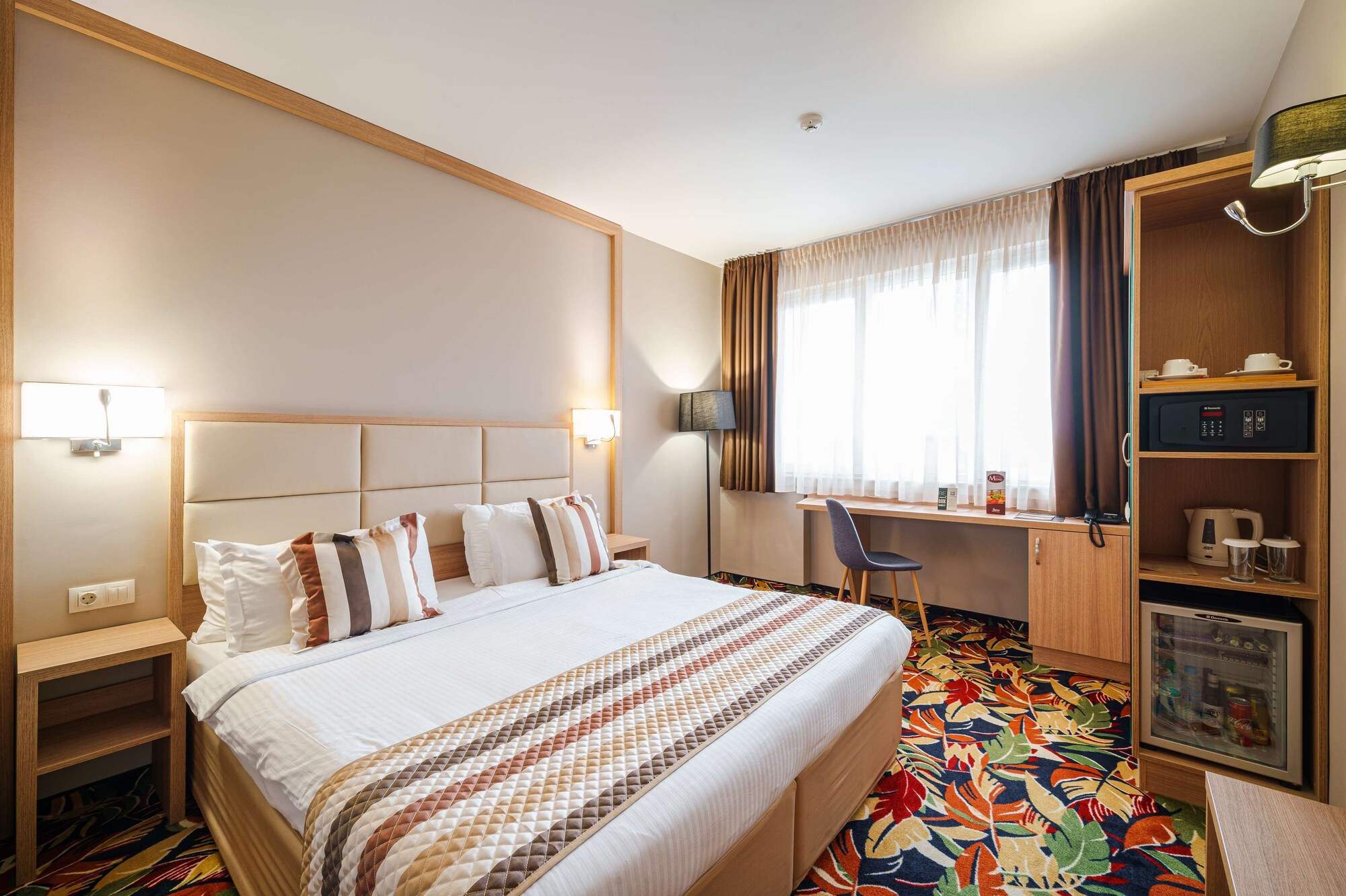 غرفة قياسية بسريرين منفصلين، Hotel Imperial Plovdiv, a member of Radisson Individuals 5/9