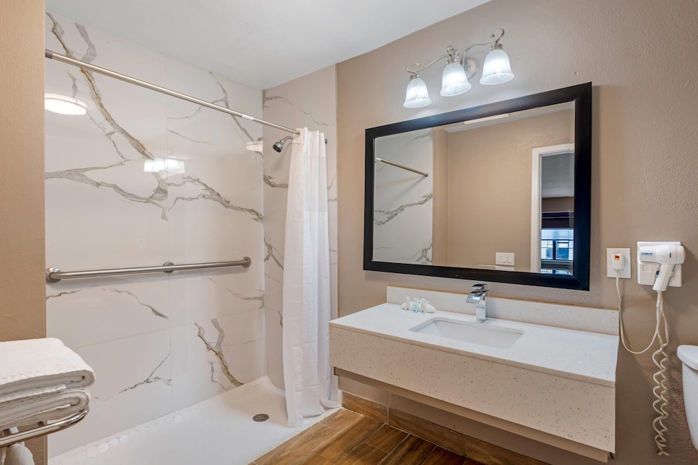 Quality Inn & Suites New Boston - Texarkana West 61/61