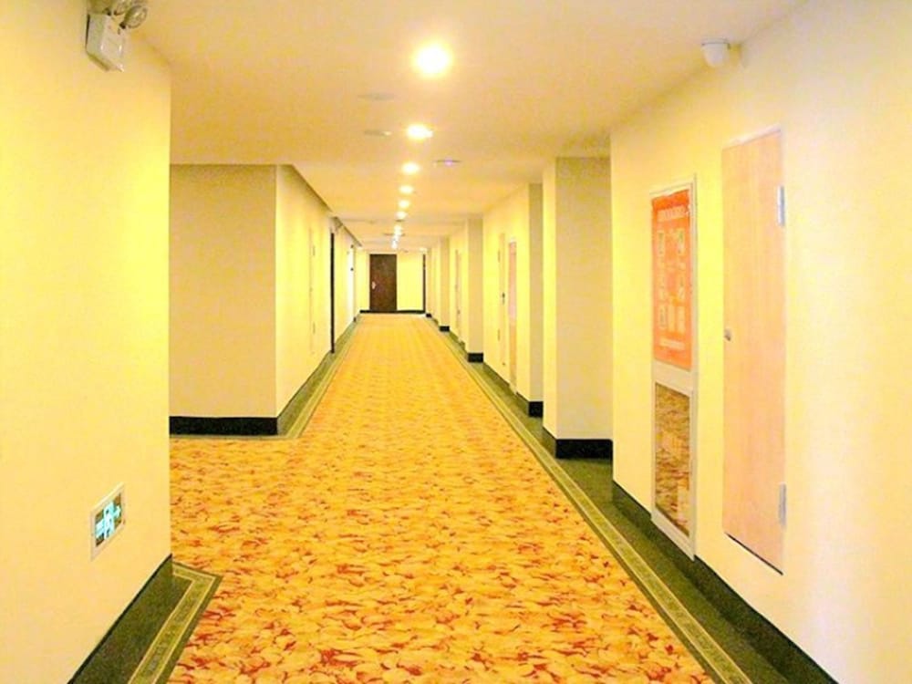 GreenTree Inn Jiangsu Huaian University Town Science and Technology Avenue Business Hotel 20/20