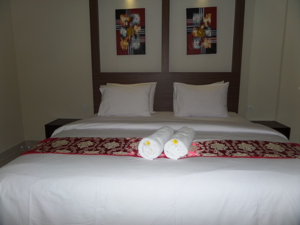 Royal Majesty Villas 29/71
