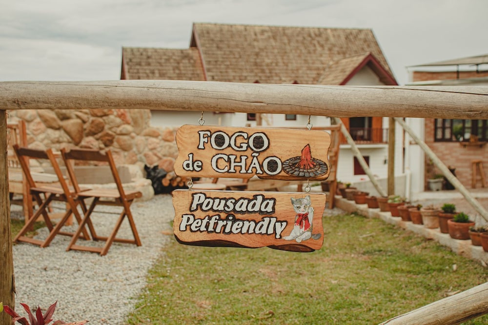 Pousada Grom's Village 36/41